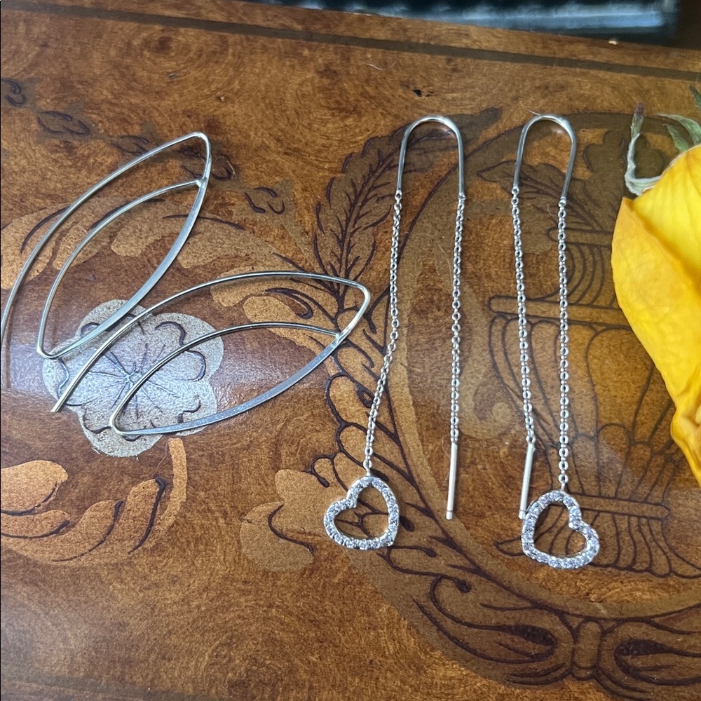 Pretty Silver Heart Drop Earrings and bonus 💖